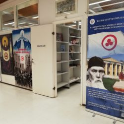Roerich-pakti-näyttely Akaan pääkirjastossa